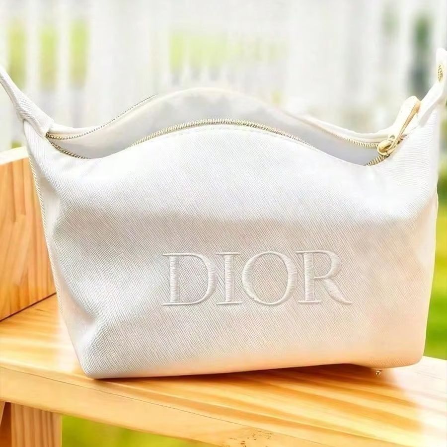 Dior's Bag Elegant wit canvas  - Beauty Makeup Dior recensie en prijs