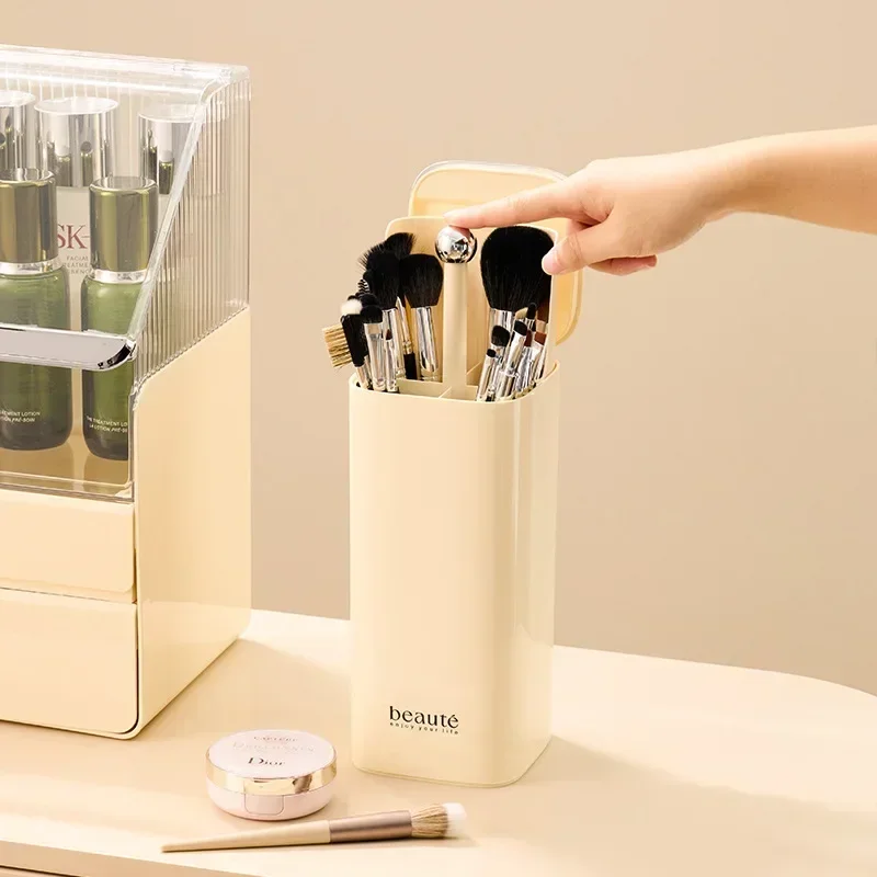 Automatische stofdichte opberg - Beauty Kiss Makeup recensie en prijs