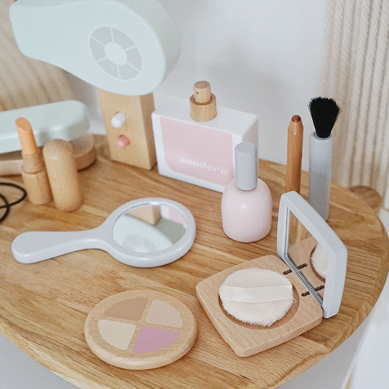 Nieuwe kinderen houten simulat - Makeup Beauty Makeup Game recensie en prijs