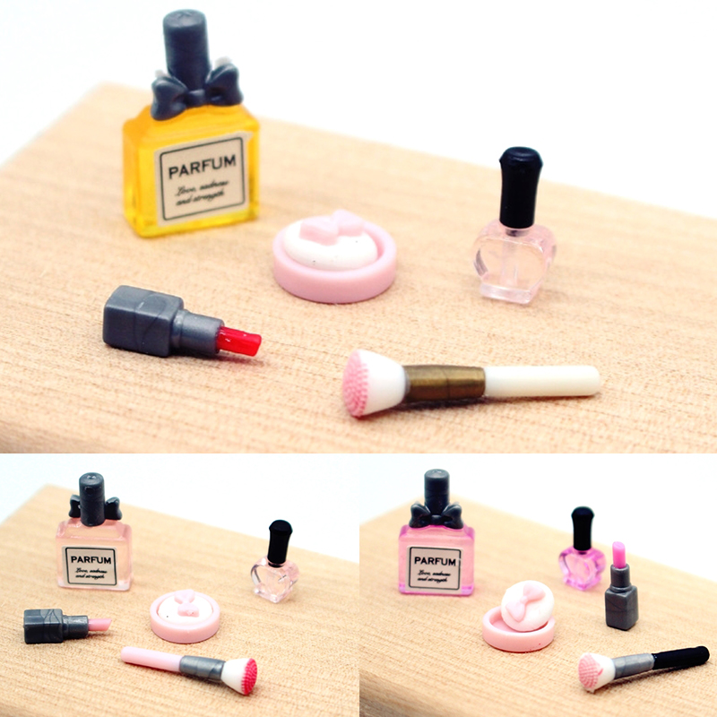 1 Set 1:12 Poppenhuis Miniatuu - Beauty Kiss Makeup recensie en prijs
